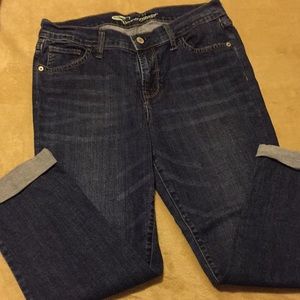 Old Navy Cuffed up Jeans🤪